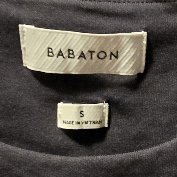 Babaton Tops - Babaton Black Top - Classic Solid Cropped Tee